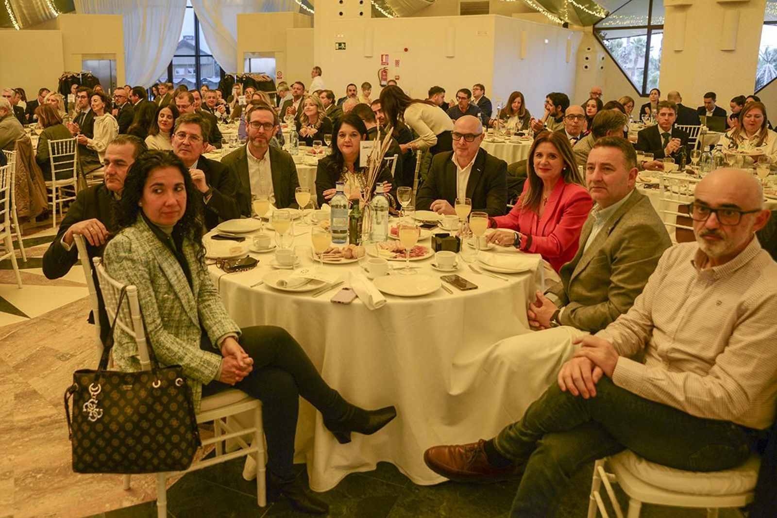 En imágenes: así ha sido el desayuno informativo de Jaén Hoy con el alcalde, Agustín González