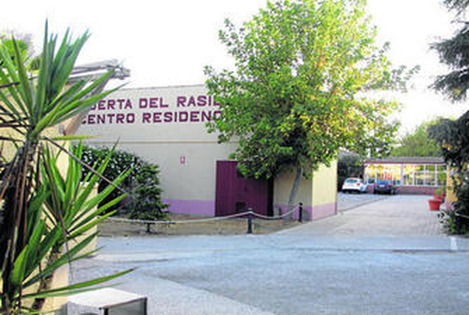 La residencia Huerta del Rasillo recibió ayer la noticia de que se quedaban sin este servicio.