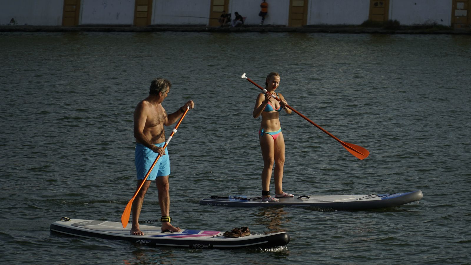 Paddle surf en el río Guadalquivir.