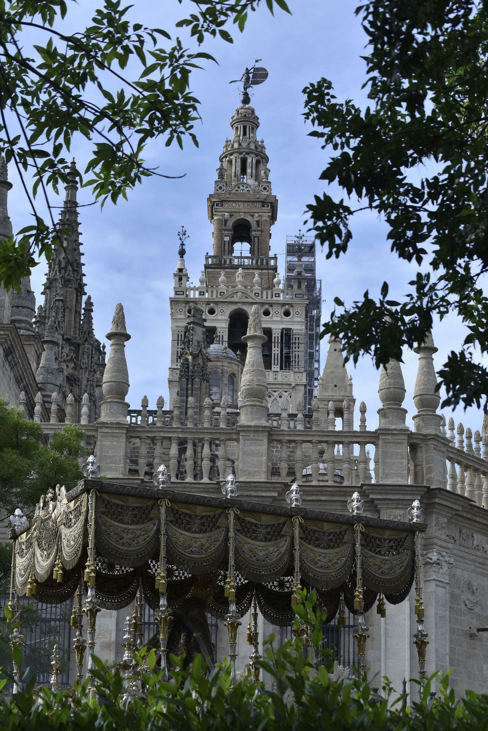 El regreso de la Virgen de los Ángeles tras su coronación, en imágenes