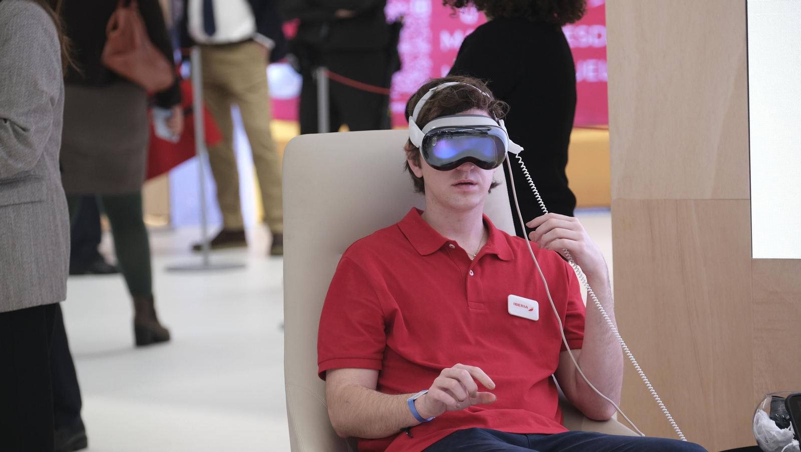 Las imágenes del segundo día de FITUR 2025, en Madrid