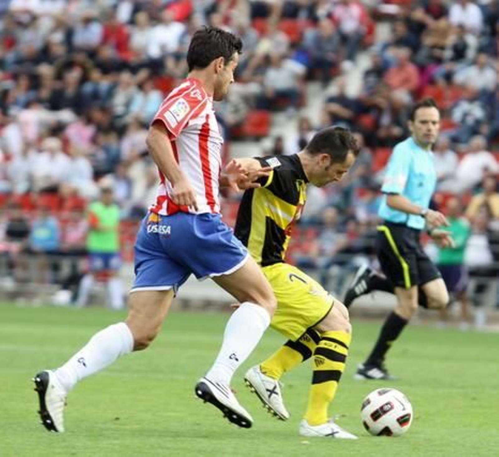 El Córdoba cierra la temporada con un derrota en Girona. / LOF