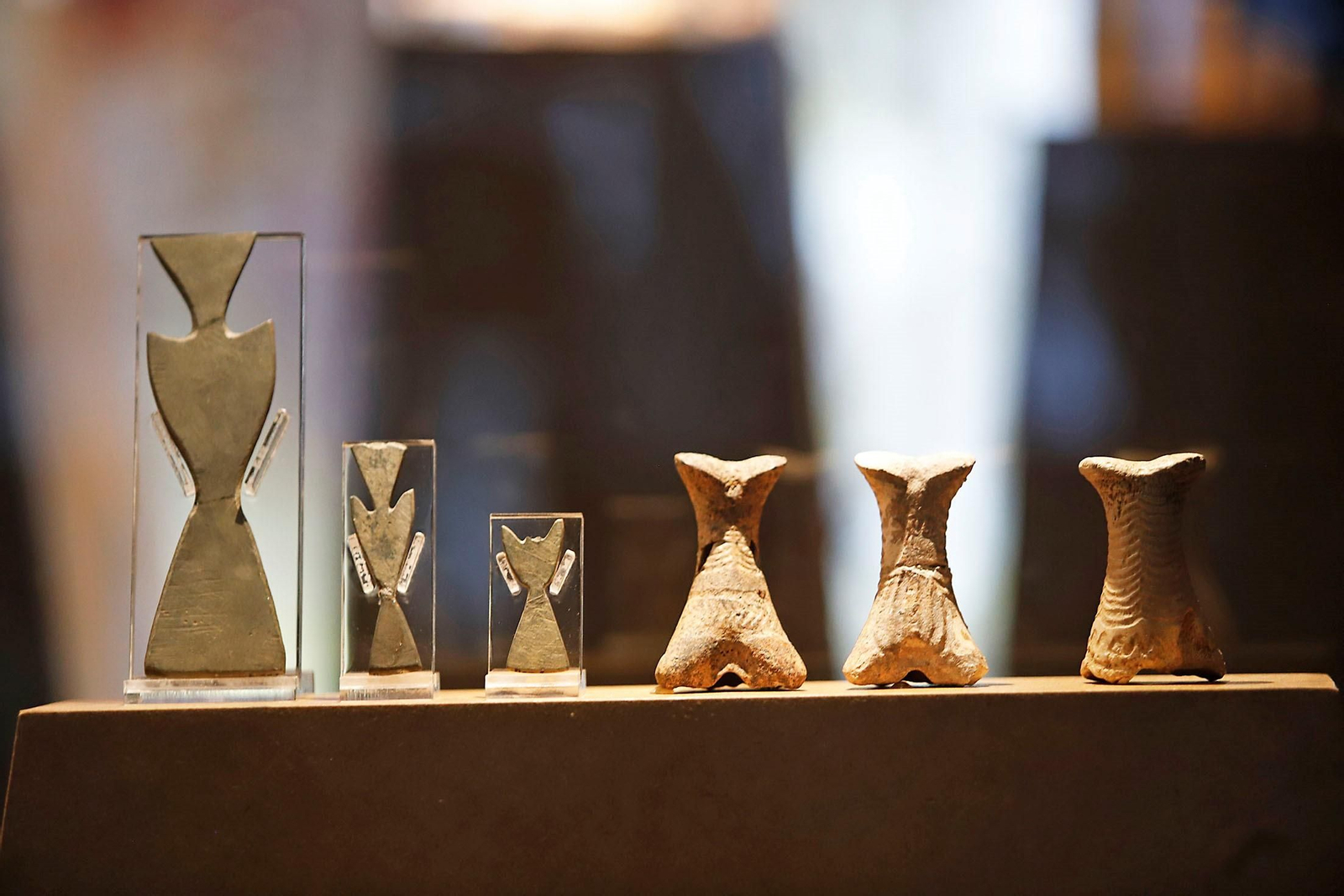 Ídolos prehistóricos expuestos en el Museo de Huelva el año pasado en la muestra con más público de su historia.