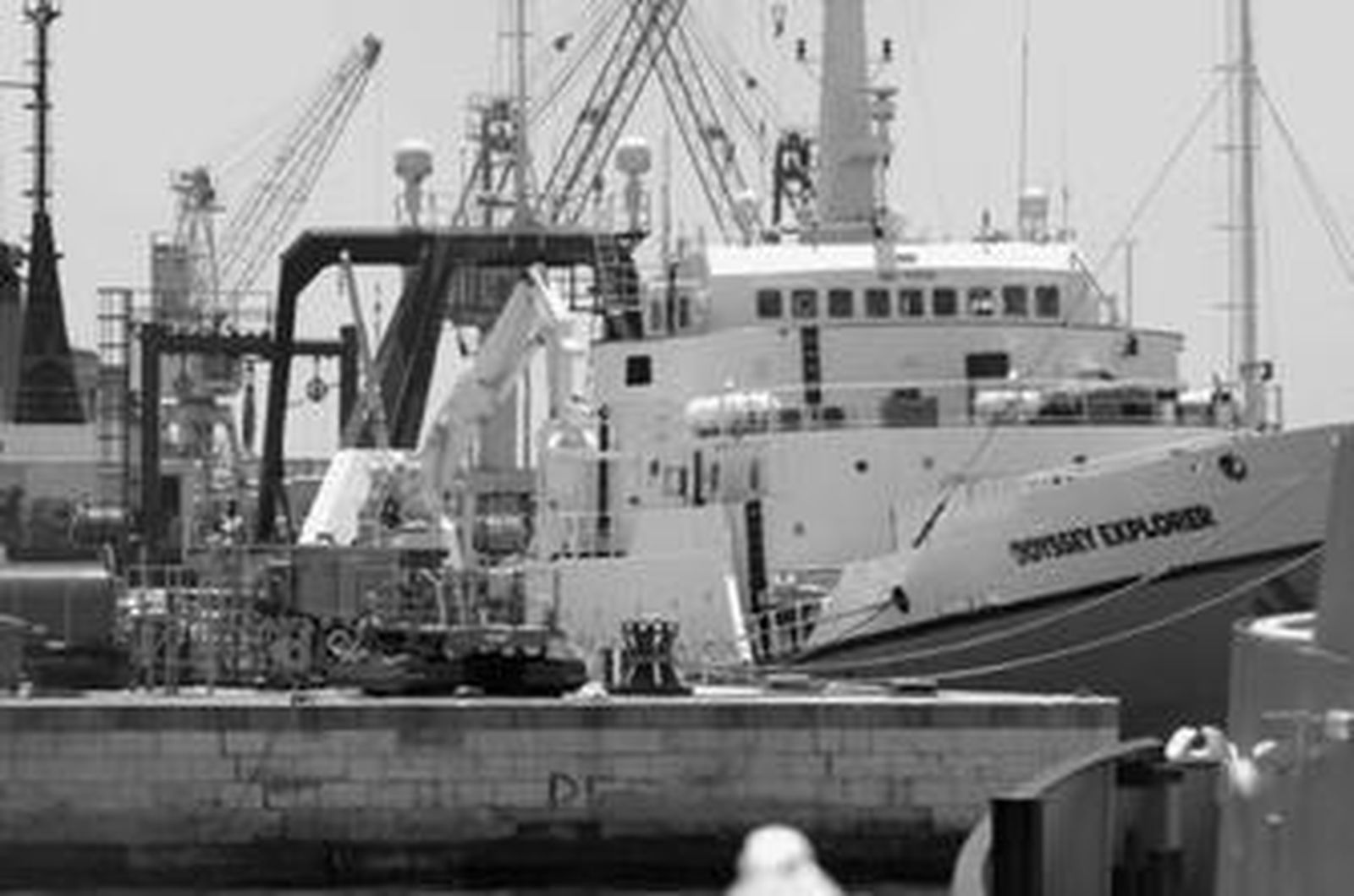 El 'Odyssey Explorer', en el puerto de Gibraltar.
