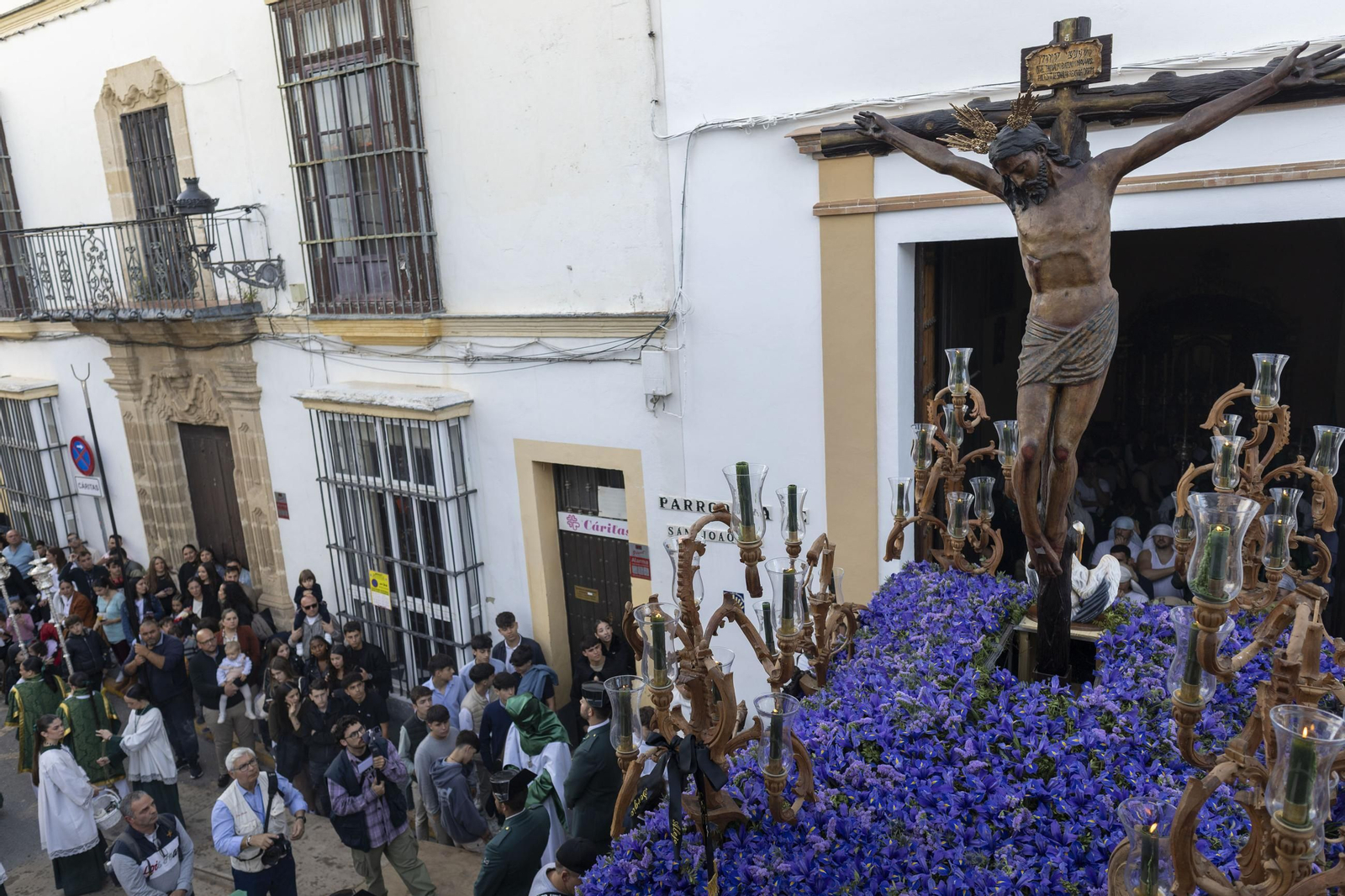 Imágenes de la salida de Vera Cruz en la Semana Santa de El Puerto 2025