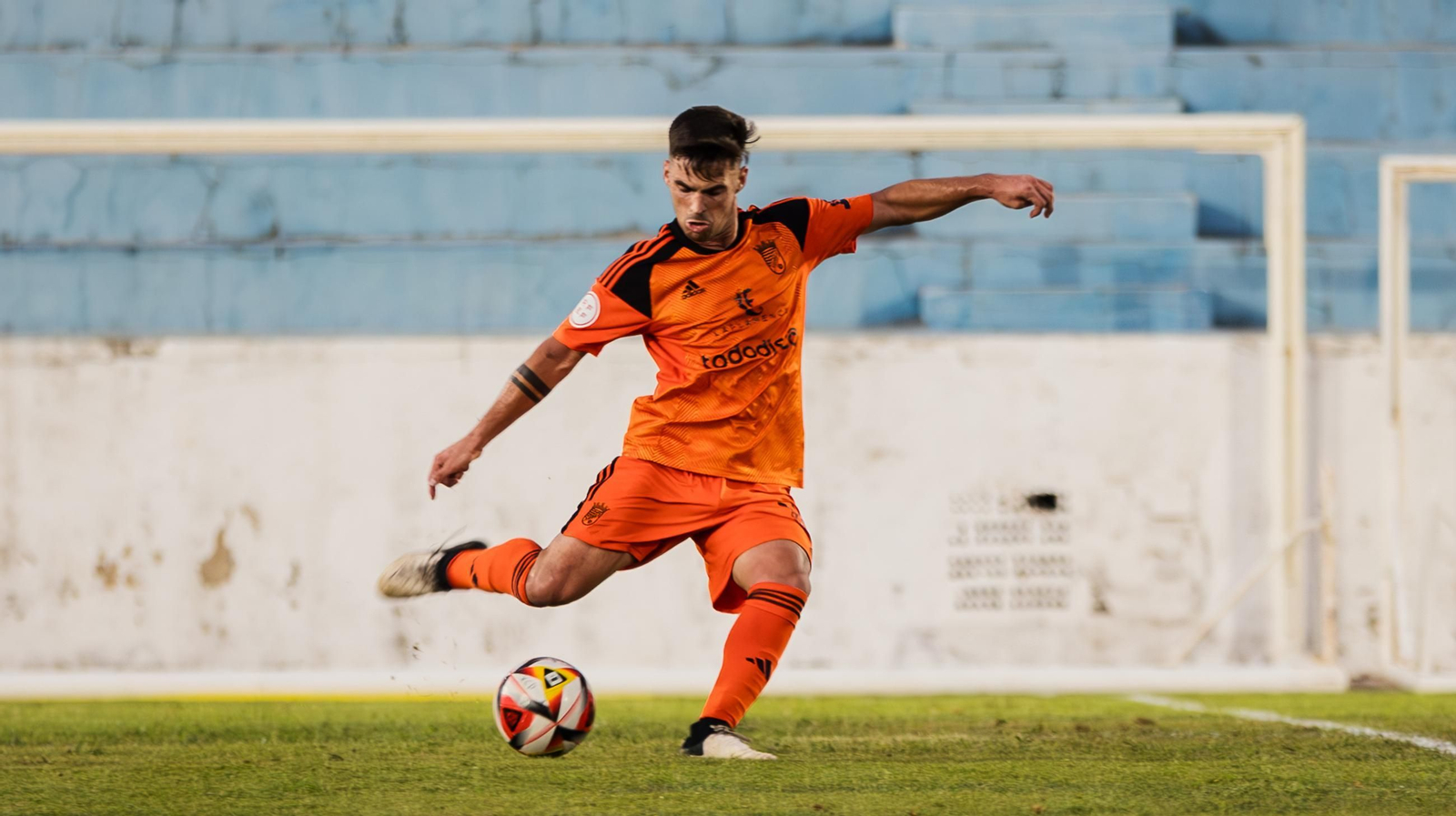 Las imágenes del triunfo del Xerez CD en el Trofeo Antonio Moure