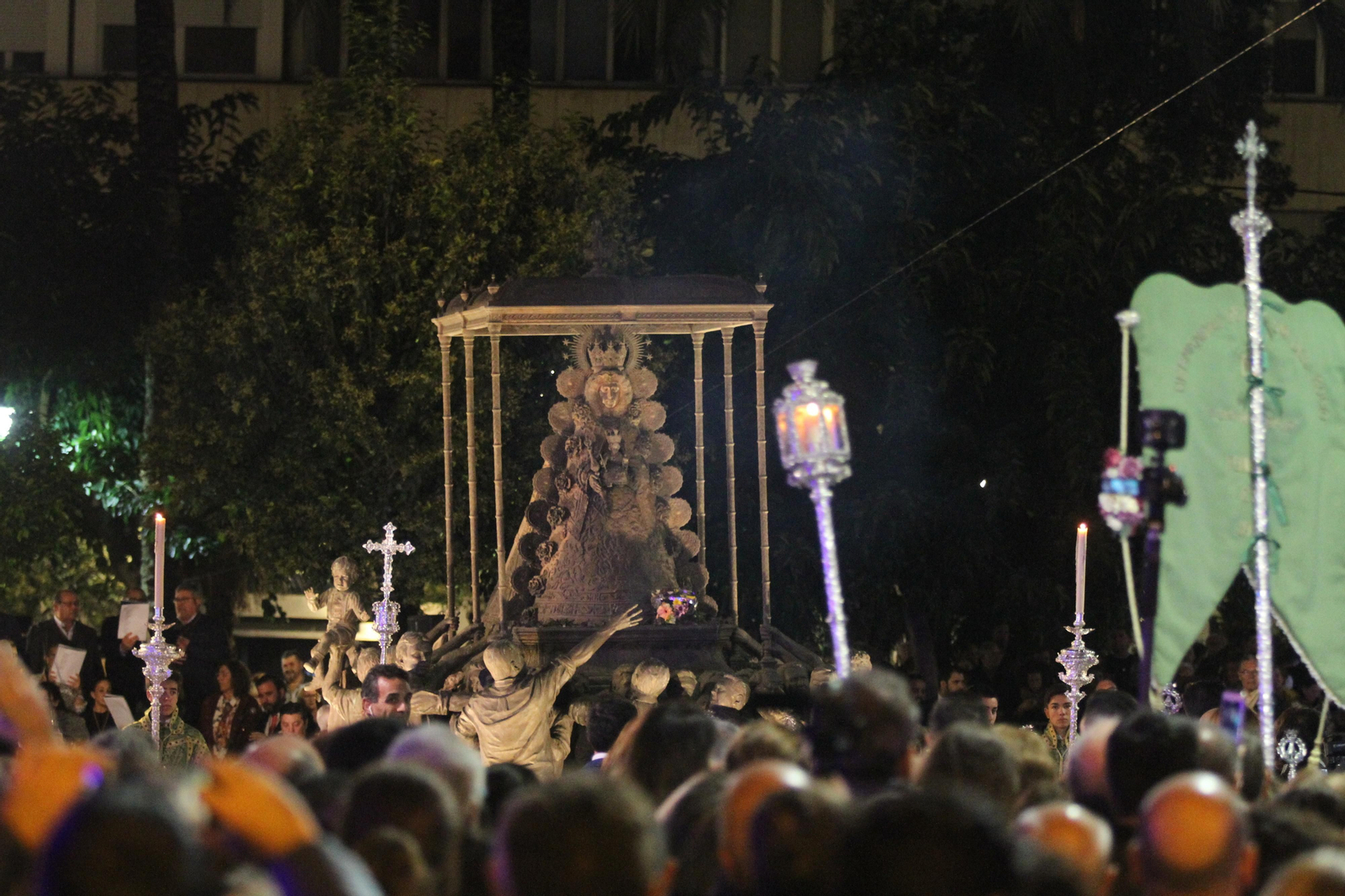 Imágenes del Recorrido del Rosario Glorioso de La Magna Rociera