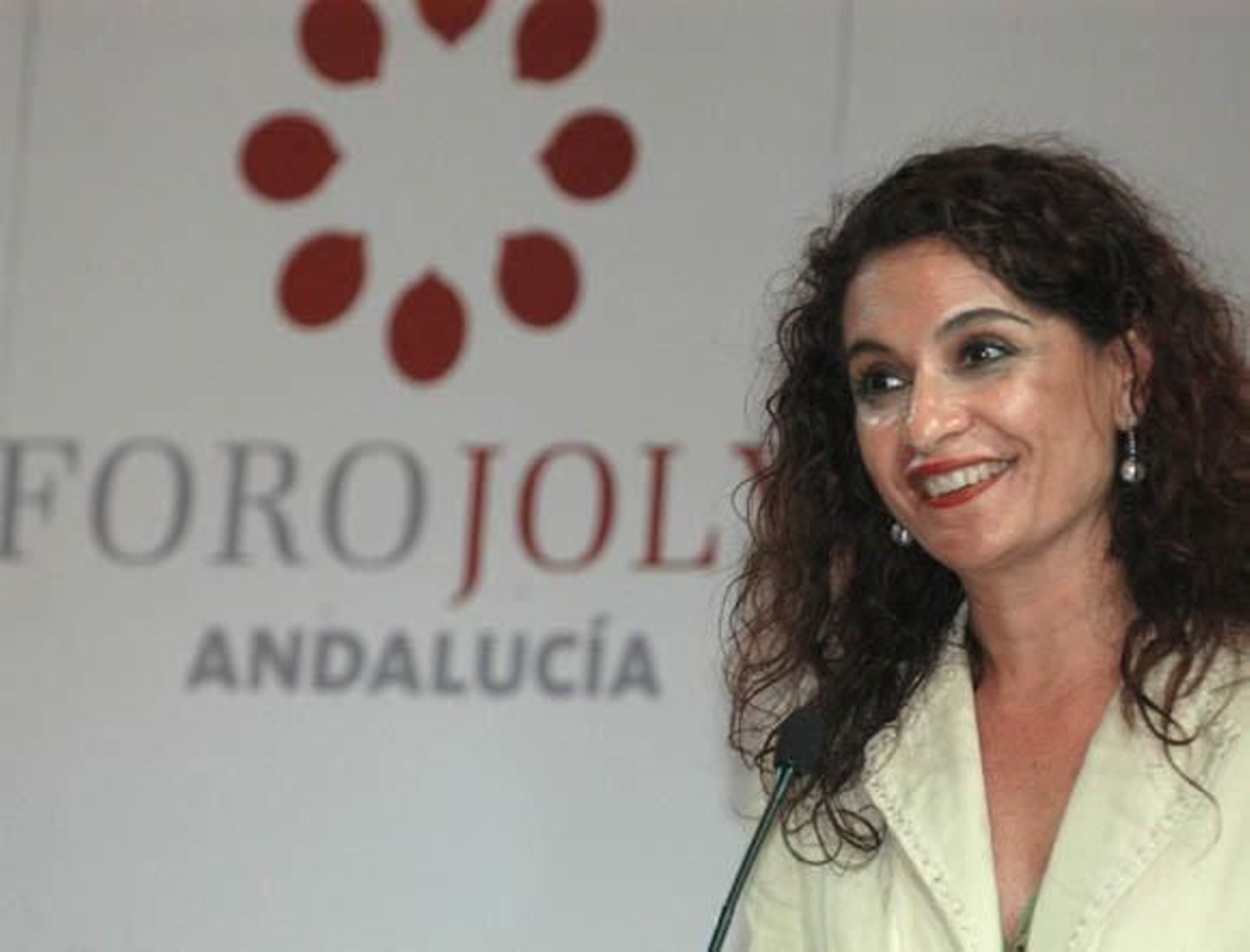 Montero, en el Foro Joly: "El reto del SAS es disminuir la angustia y la incertidumbre del paciente"