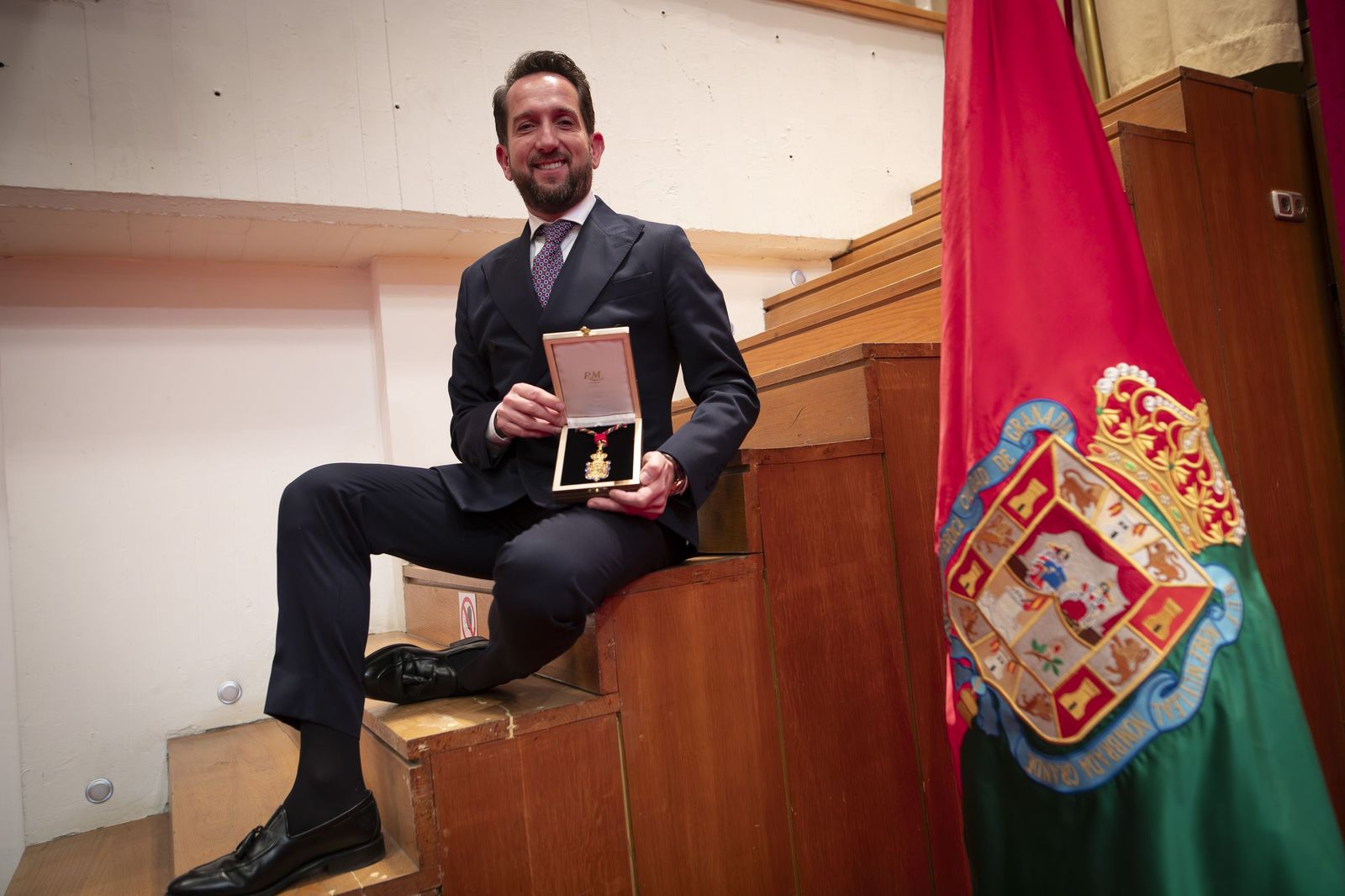 Raúl Berdonés ha sido condecorado con las medallas de Granada y Andalucía en menos de un mes