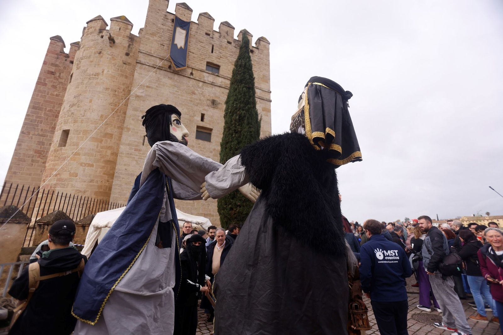El emocionante arranque del Mercado Andalusí de Córdoba, en imágenes