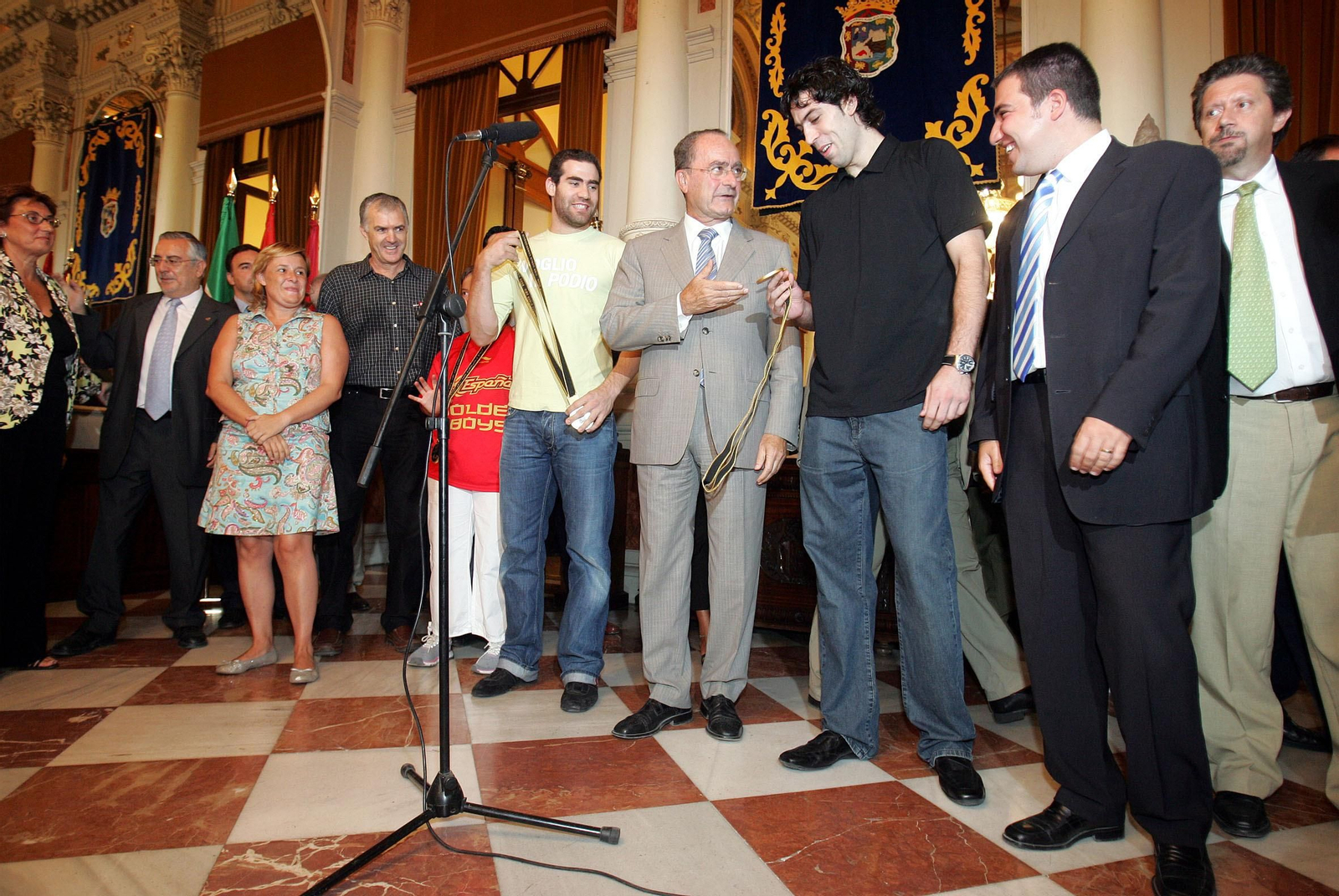 La carrera de Carlos Cabezas, en fotos