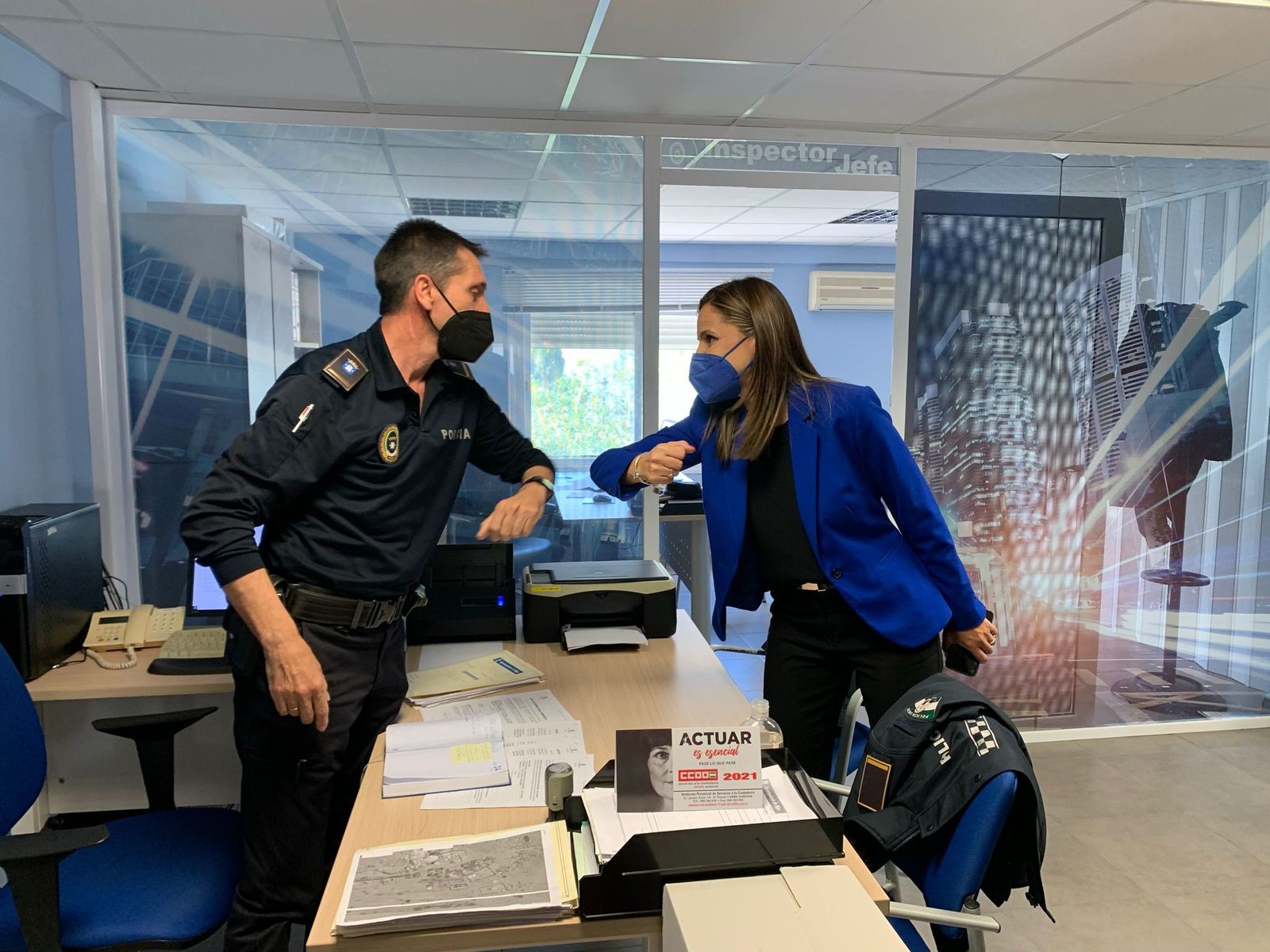 Torregrosa felicita a la Policía de Níjar y Huércal-Overa, Guardia Civil y Bomberos del Levante por su ingreso en la Orden al Mérito de la Policía Local de Andalucía
