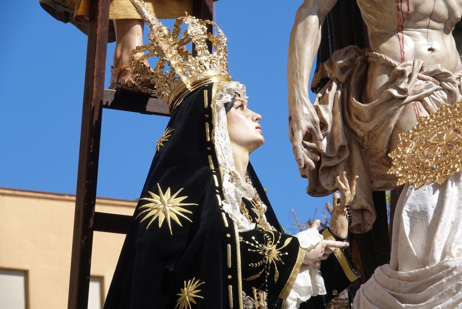 Las fotos de Descendimiento en el Viernes Santo de Málaga Las fotos de Descendimiento en el Viernes Santo de Málaga