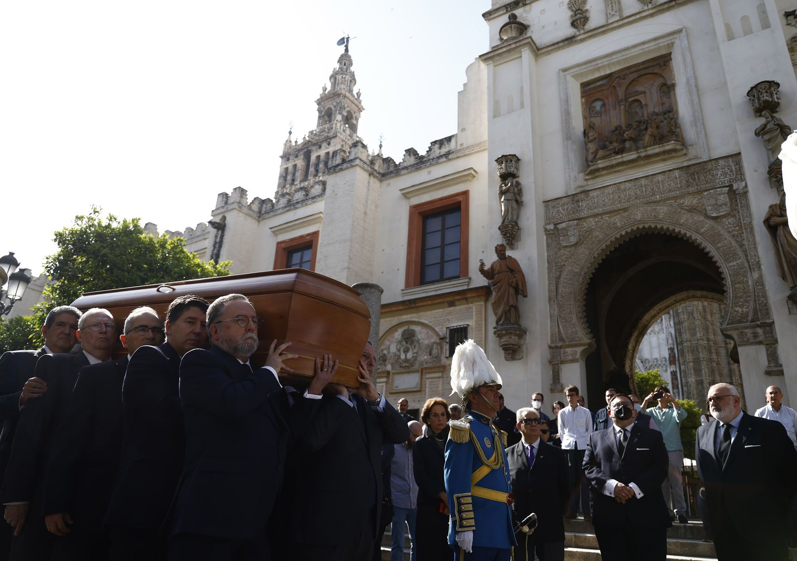 Sevilla despide al Cardenal Carlos Amigo Vallejo, todas las imágenes