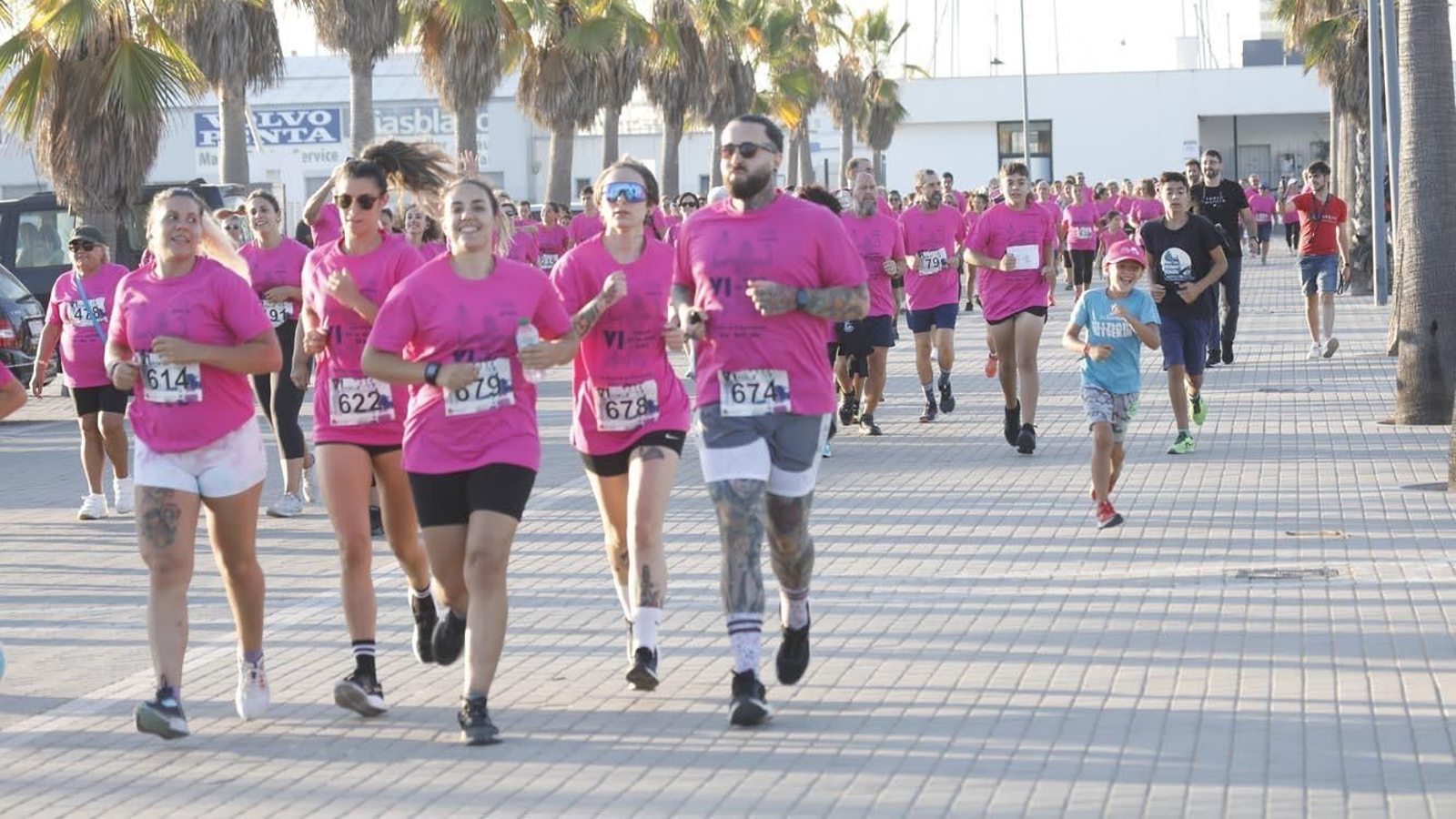 Fotos de la VI Carrera por la Mujer a beneficio de Apron