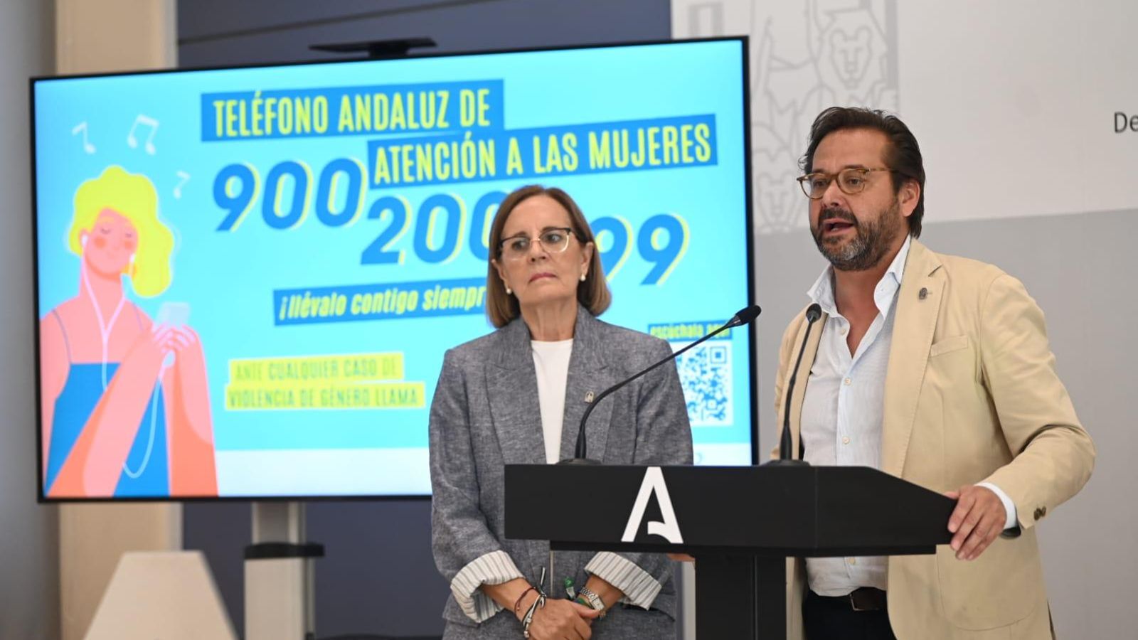 Antonio Granados y Matilde Ortiz presentan la campaña “¡Llévatelo contigo siempre!”