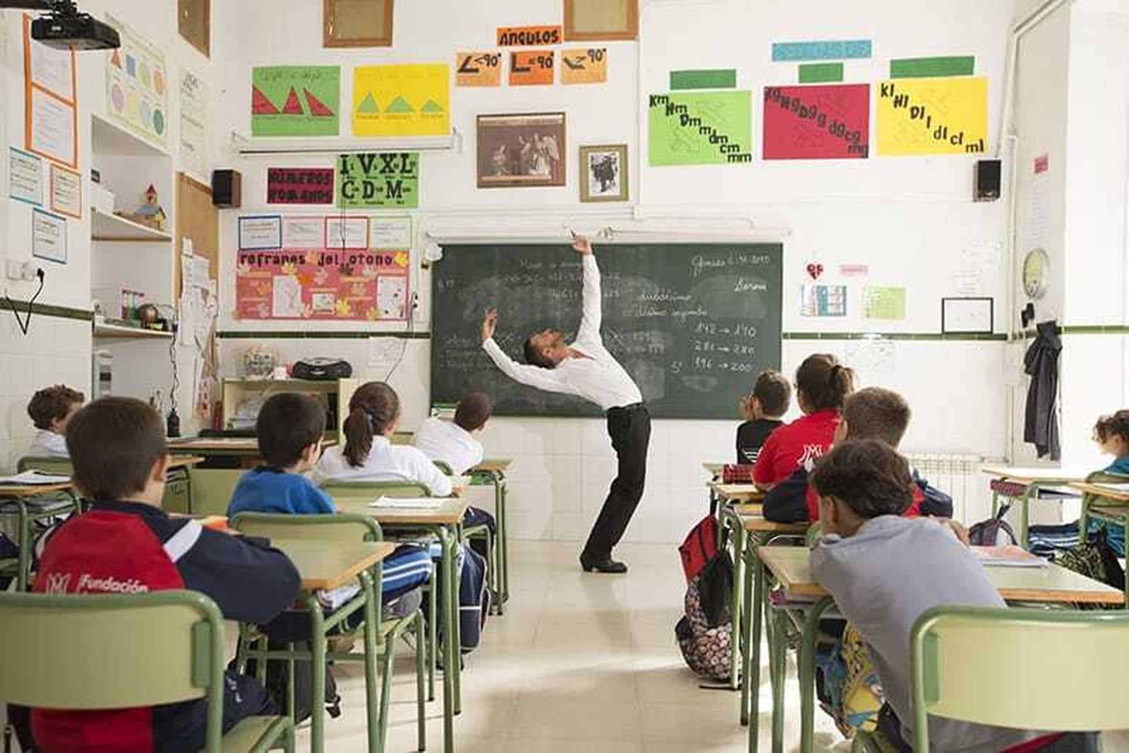 Naemi Ueta: Compass in the classroom, Juan Andrés Maya.