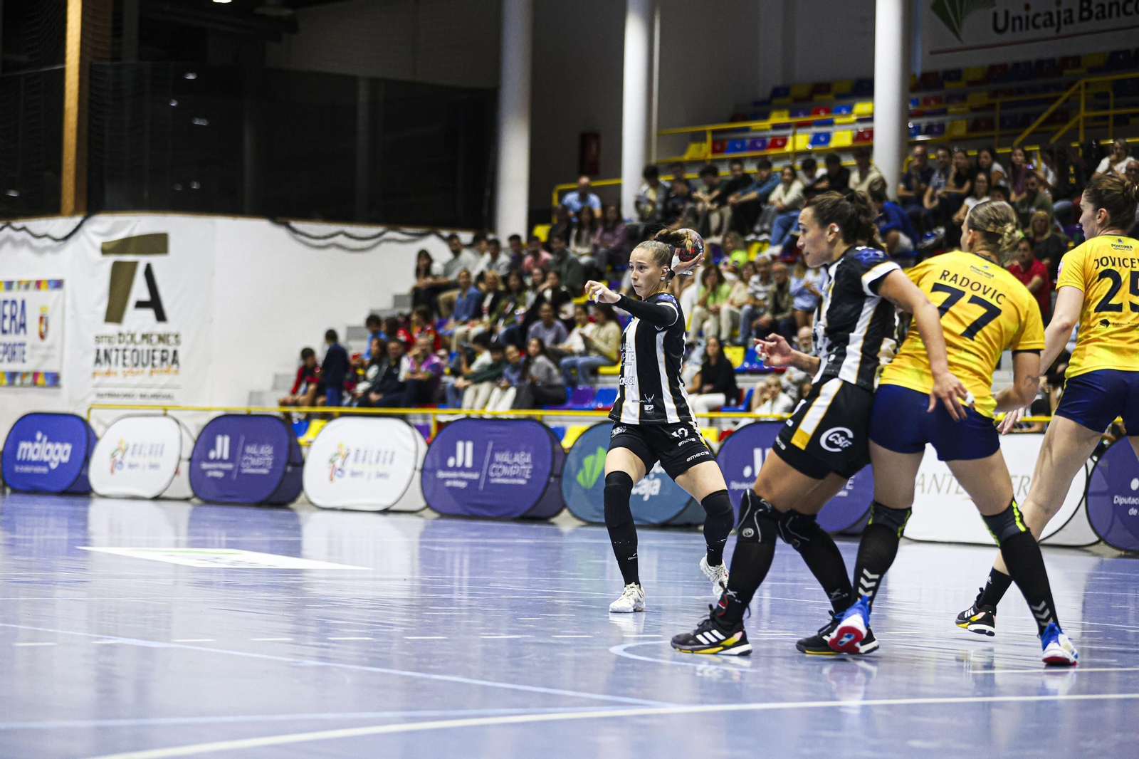 Las fotos del Costa del Sol - Pontinia de la EHF Cup