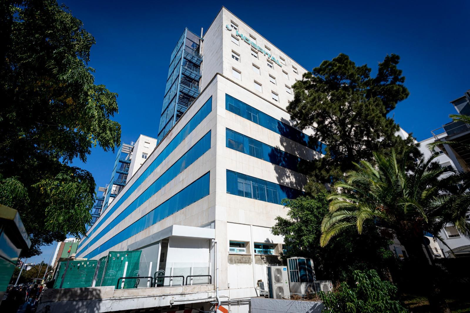 Fachada del Hospital Puerta del Mar.