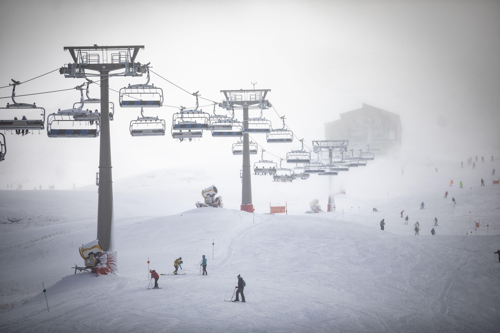Fotos: así ha sido el inicio de la temporada de esquí en Sierra Nevada