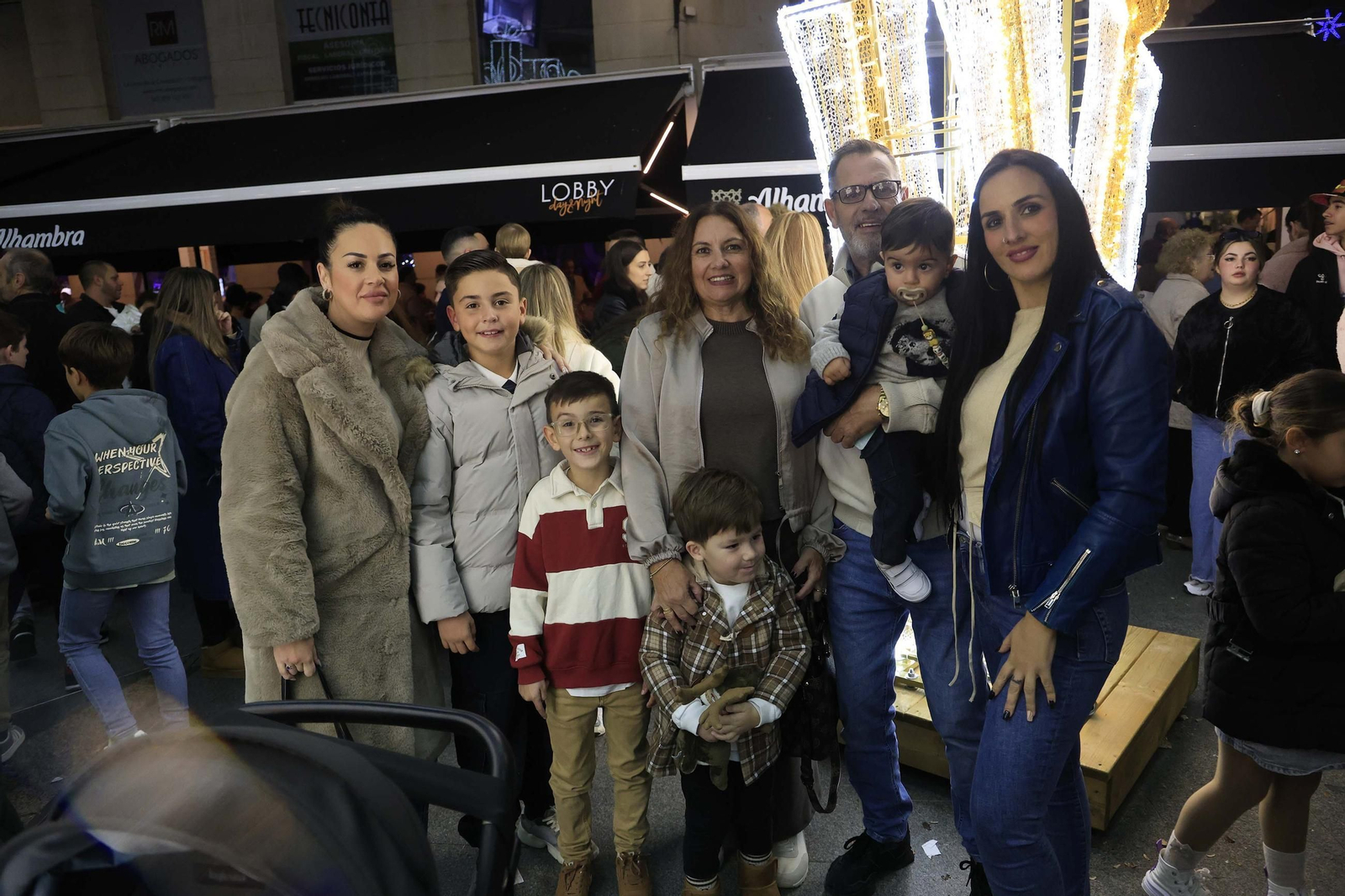 Fotos del encendido del alumbrado navideño en La Línea