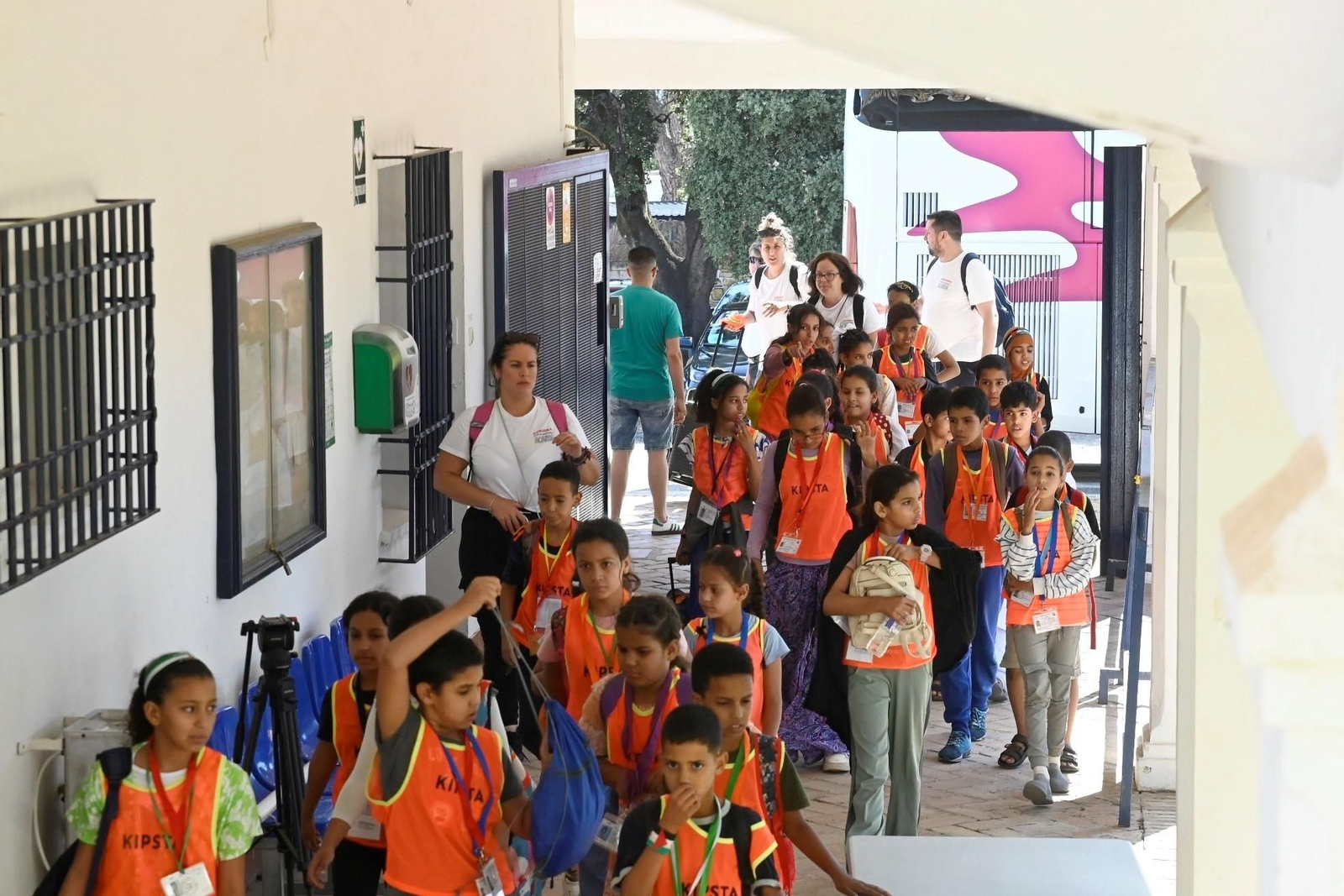 La llegada de los niños saharauis a Córdoba, en imágenes
