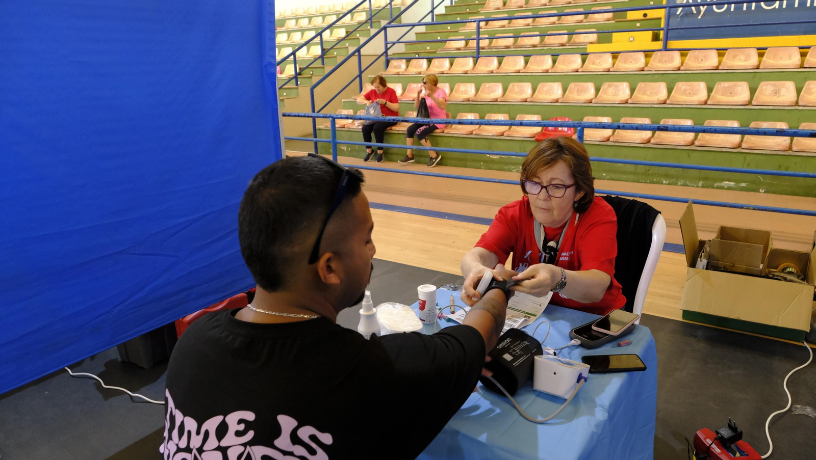 Imágenes de la donación colectiva de sangre y plasma en el Pabellón Rafael Florido