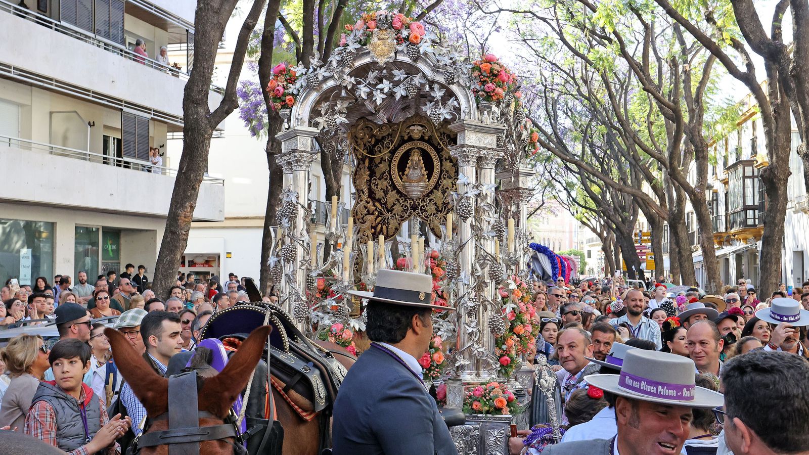 La Hermandad del Rocío de Jerez inicia su camino