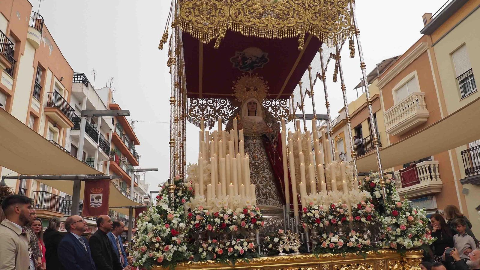 Nuestra Señora de los Ángeles a su paso por la Carrera Oficial de Isla Cristina