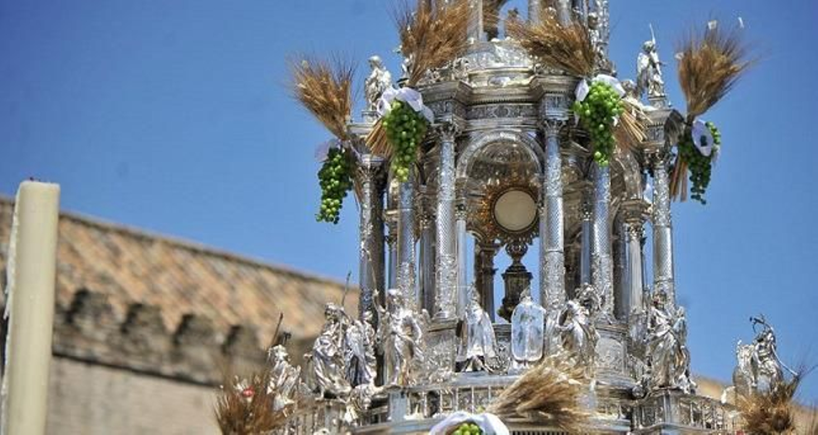 San Pablo recupera su procesión del Corpus Christi