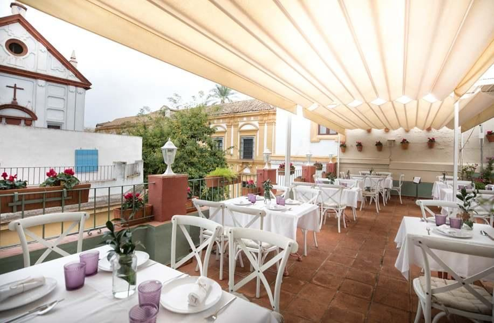 Terraza de Taberna El Nº10