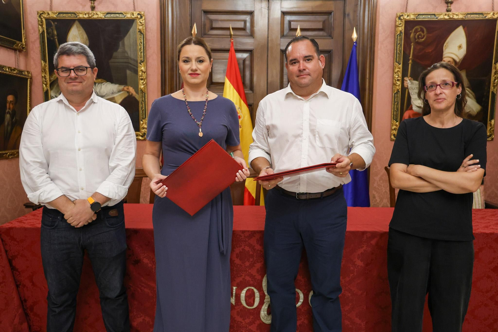 Jaime Maciá, Minerva Salas, Rafael Rodríguez y Sonia Domínguez, en el Ayuntamiento de Sevilla.