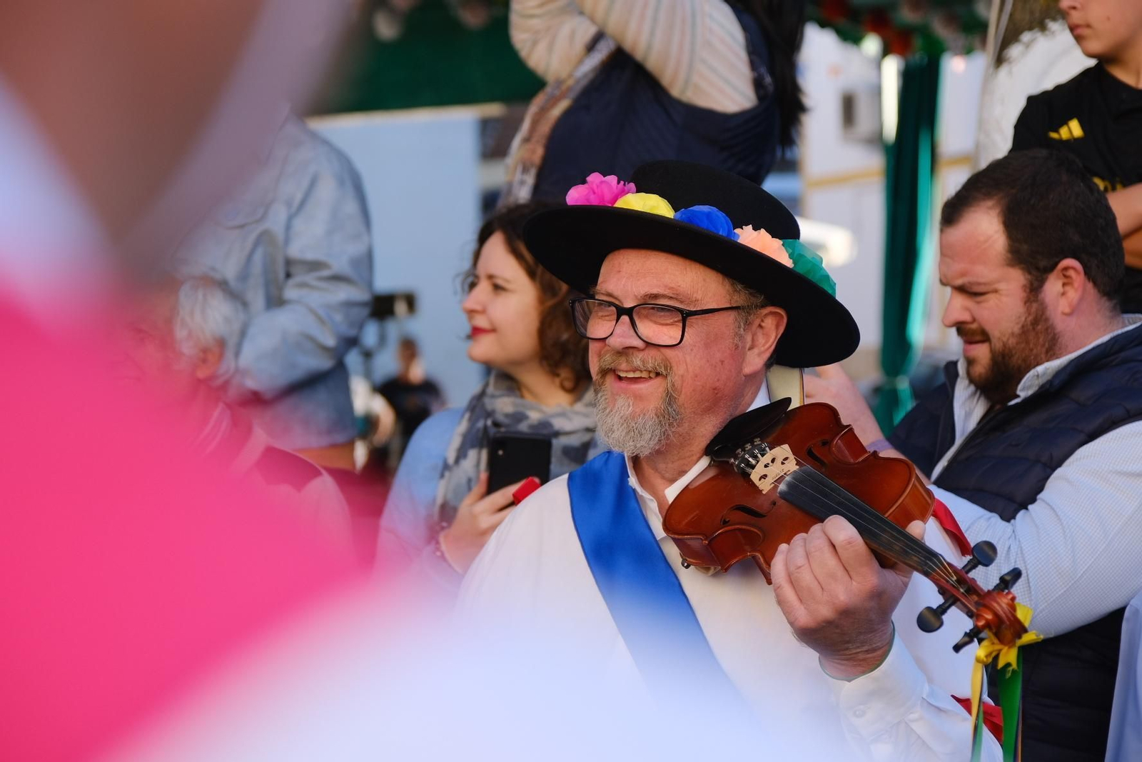 Las ancestrales danzas de San Isidro en Fuente-Tójar, en imágenes