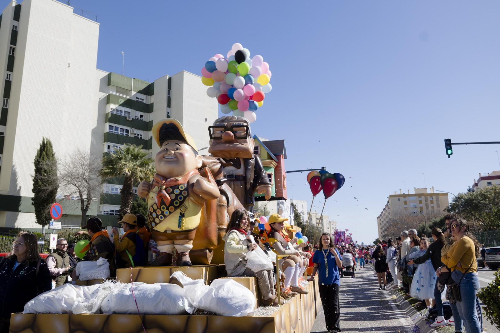 Búscate en las imágenes de la cabalgata de carnaval de San Fernando