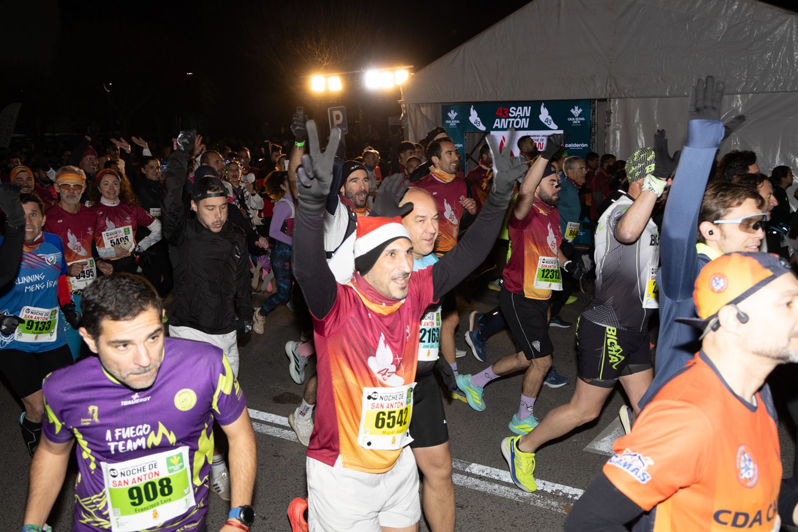 Encuéntrate en la salida de la Carrera de San Antón 2026, en imágenes (2)