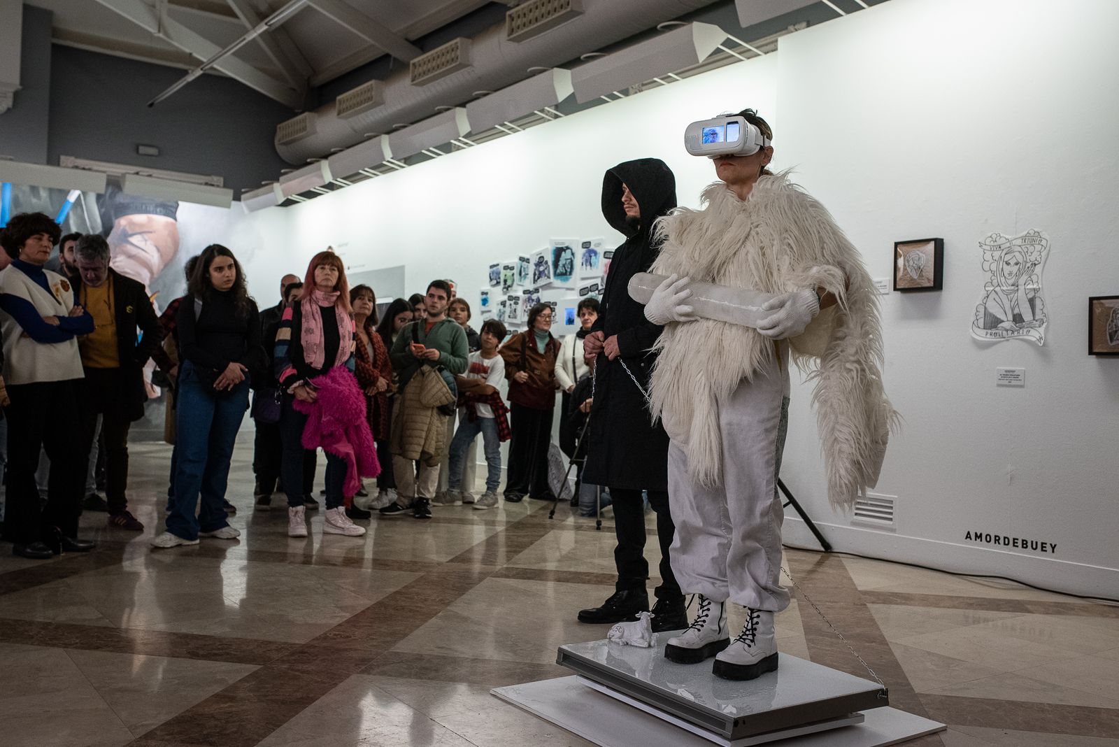 Imágenes de la inauguración de la muestra de Grafistas Onubenses