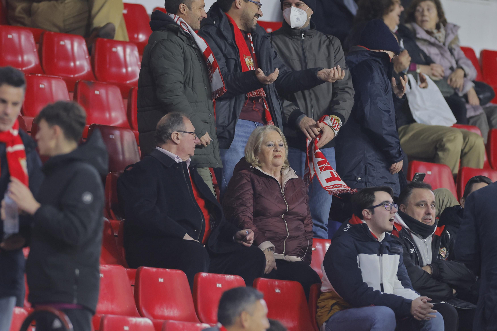 Búscate en las fotos del Sevilla-Alavés