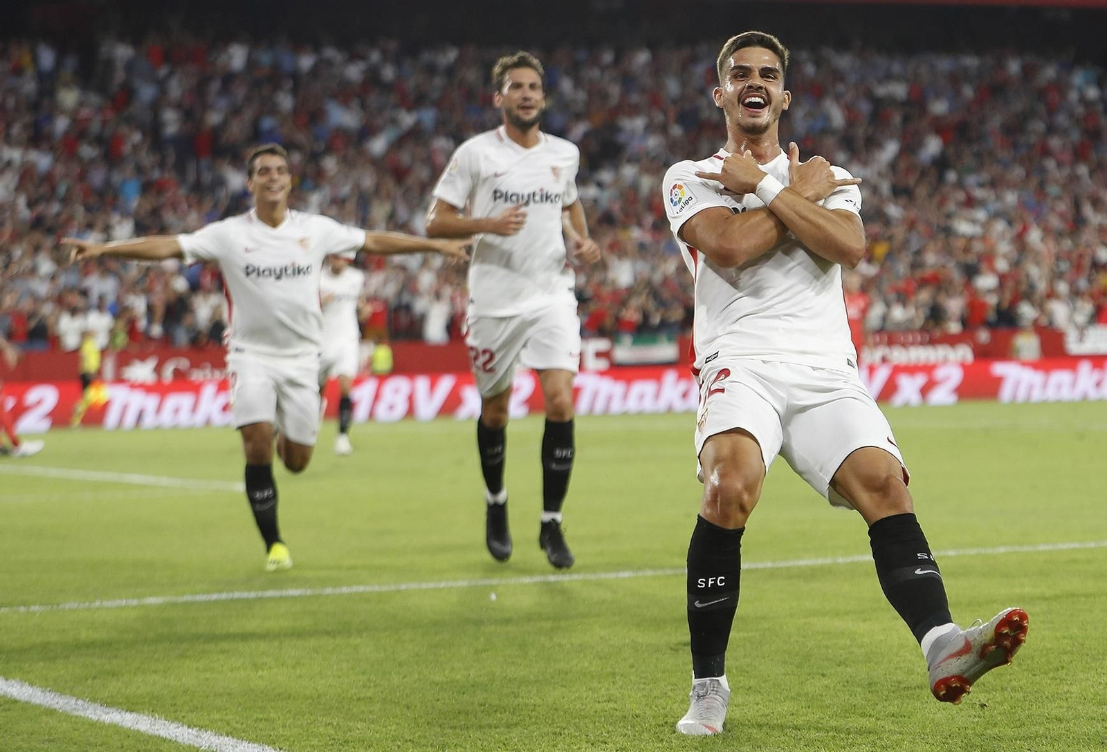 Andre Silva, máximo goleador de LaLiga, está cedido por el Milan en el Sevilla FC.