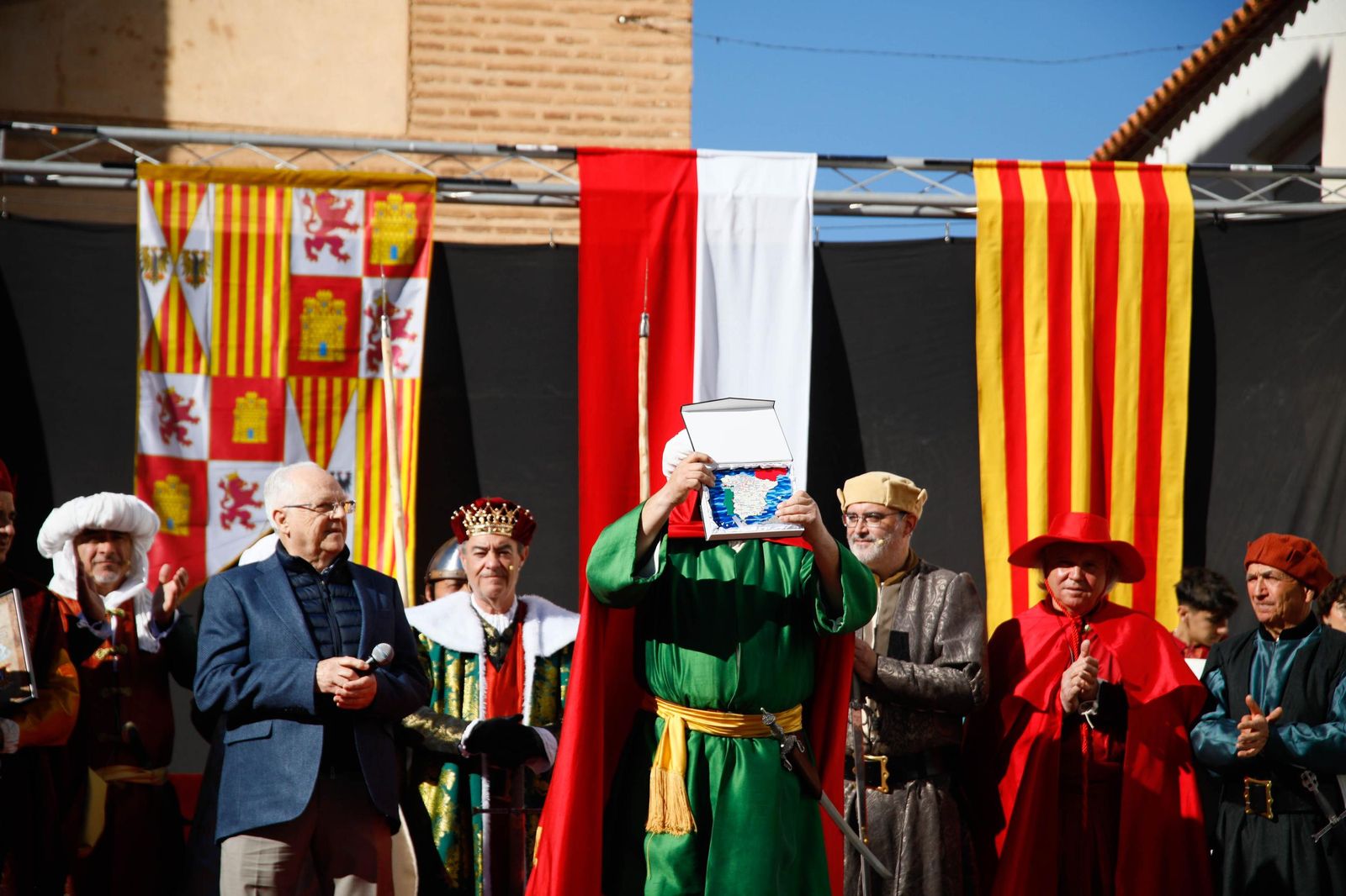 La Recreación de la Pernoctación de los Reyes Católicos en Fiñana, en imágenes