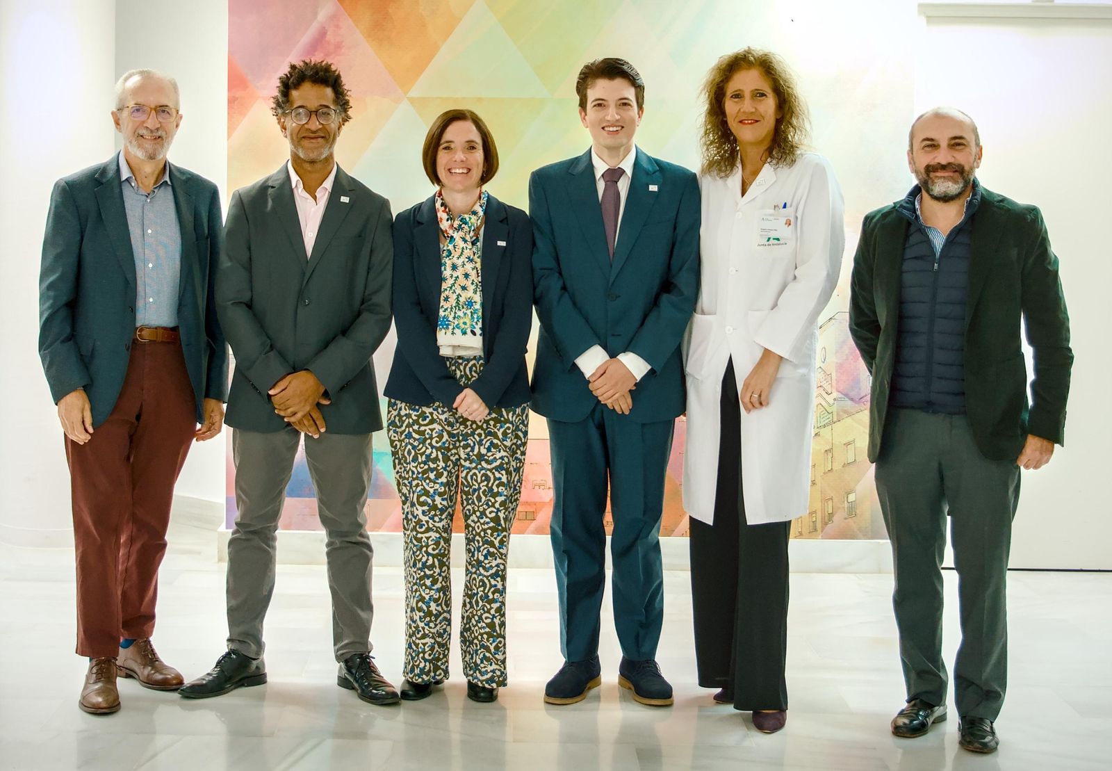 Participantes en una jornada científica relacionada con la atención del paciente quemado en el Hospital Virgen del Rocío.