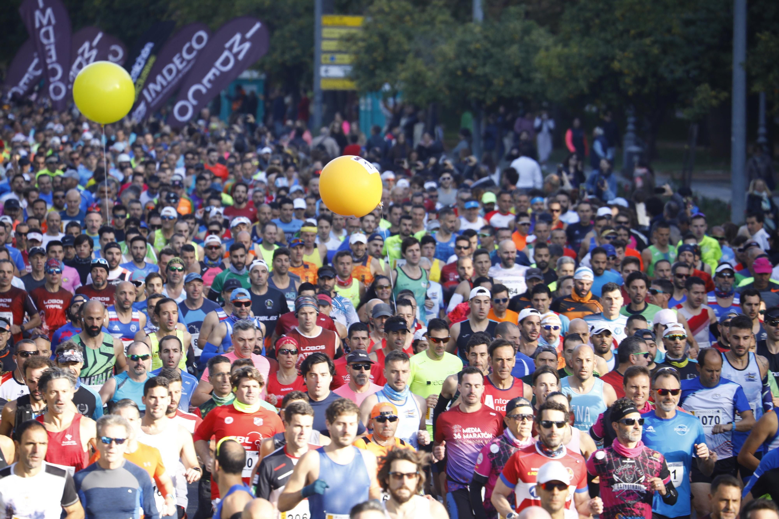 Las imágenes de la salida de la 36 Media Maratón de Córdoba