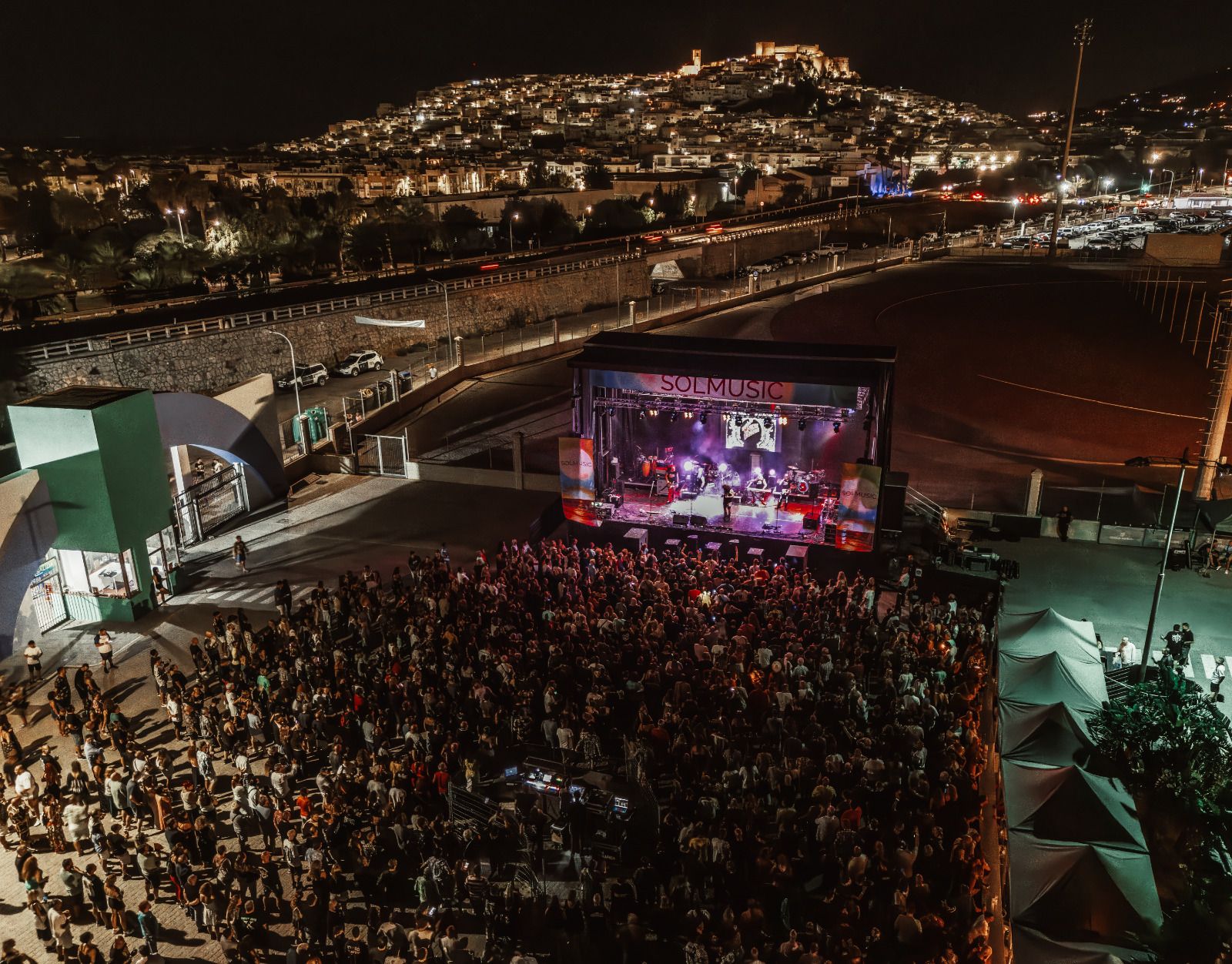 El Solmusic reunió a miles de amantes del rock.