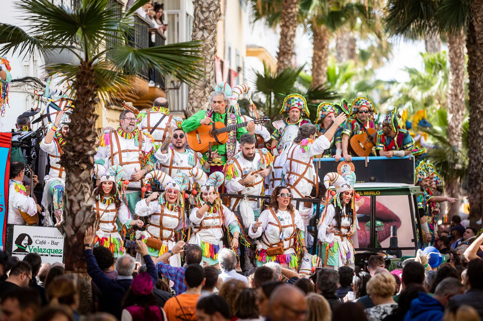 Todas las imágenes de los carruseles de coros de la Viña y el Mentidero del Carnaval de Cádiz 2024