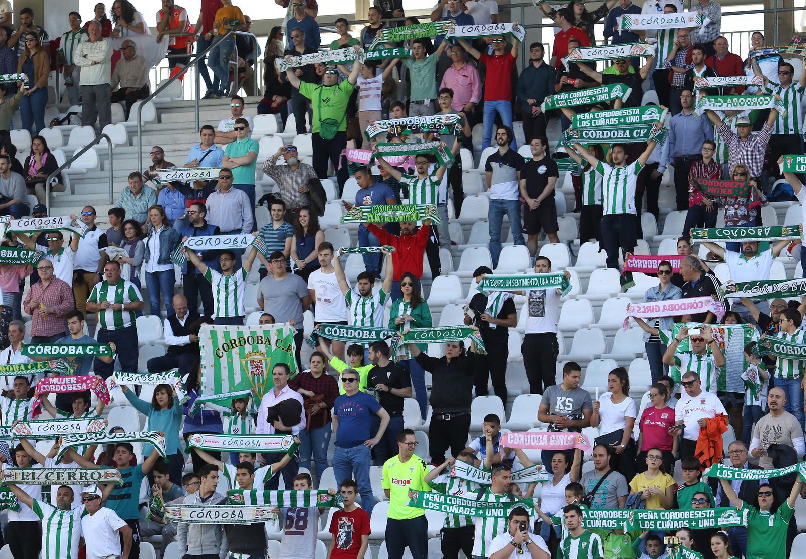 Las imágenes del Córdoba-Elche