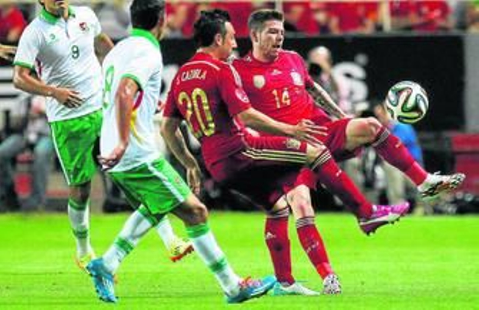 Alberto Moreno, su último partido como sevillista en Nervión.