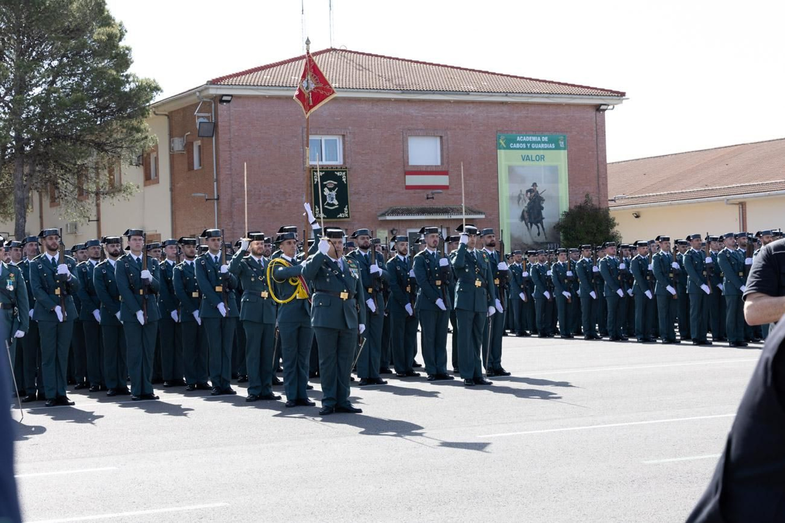 Acto de jura de bandera de la 130ª promoción de guardias civiles de la Academia de Baeza