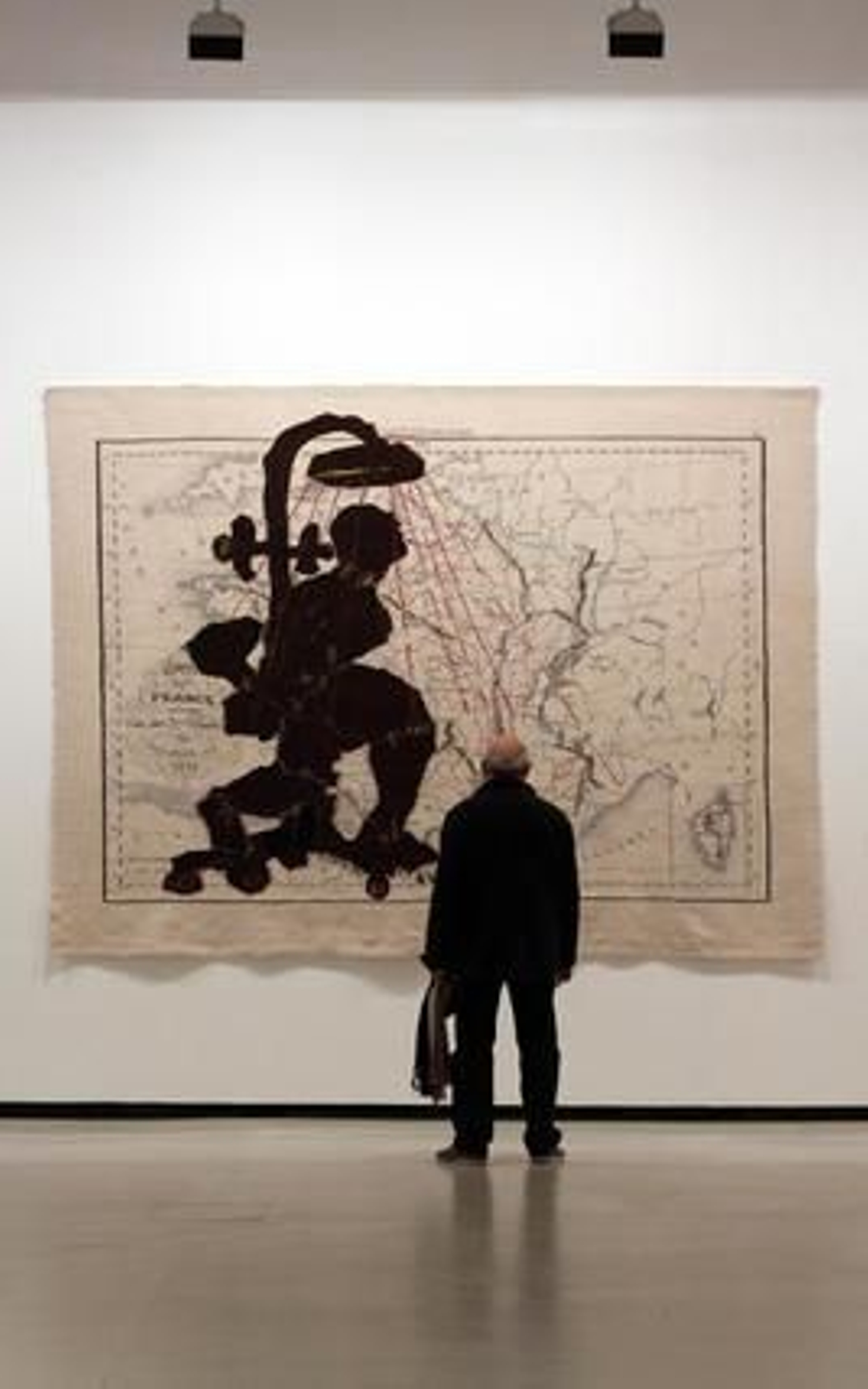 El sudafricano reúne en el CAC sus impactantes tapices en la muestra '¿No se unirá usted al baile?'

Foto: Migue Fernández