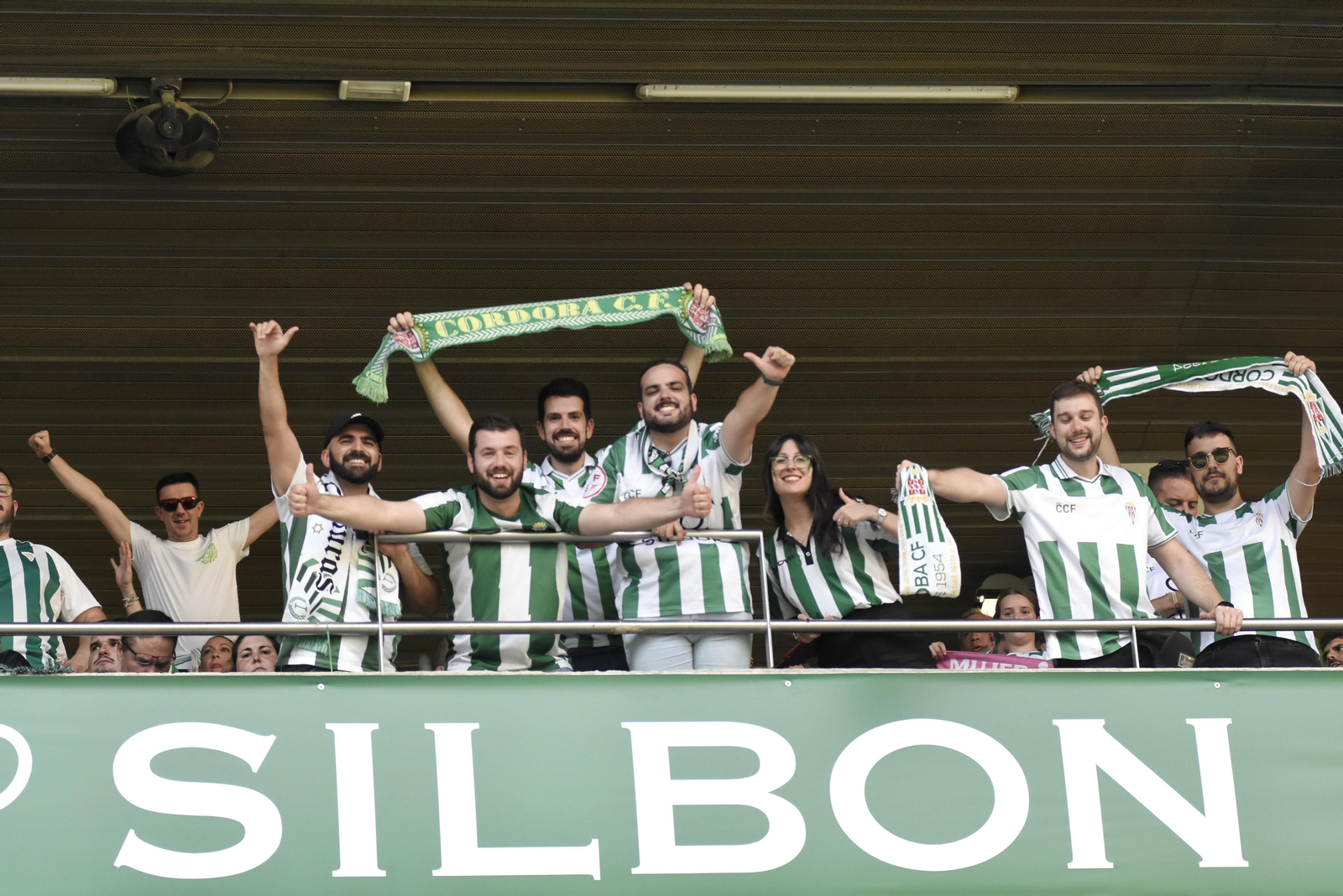 Las mejores fotos del ambiente en El Arcángel para el Córdoba CF - Barcelona Atlétic