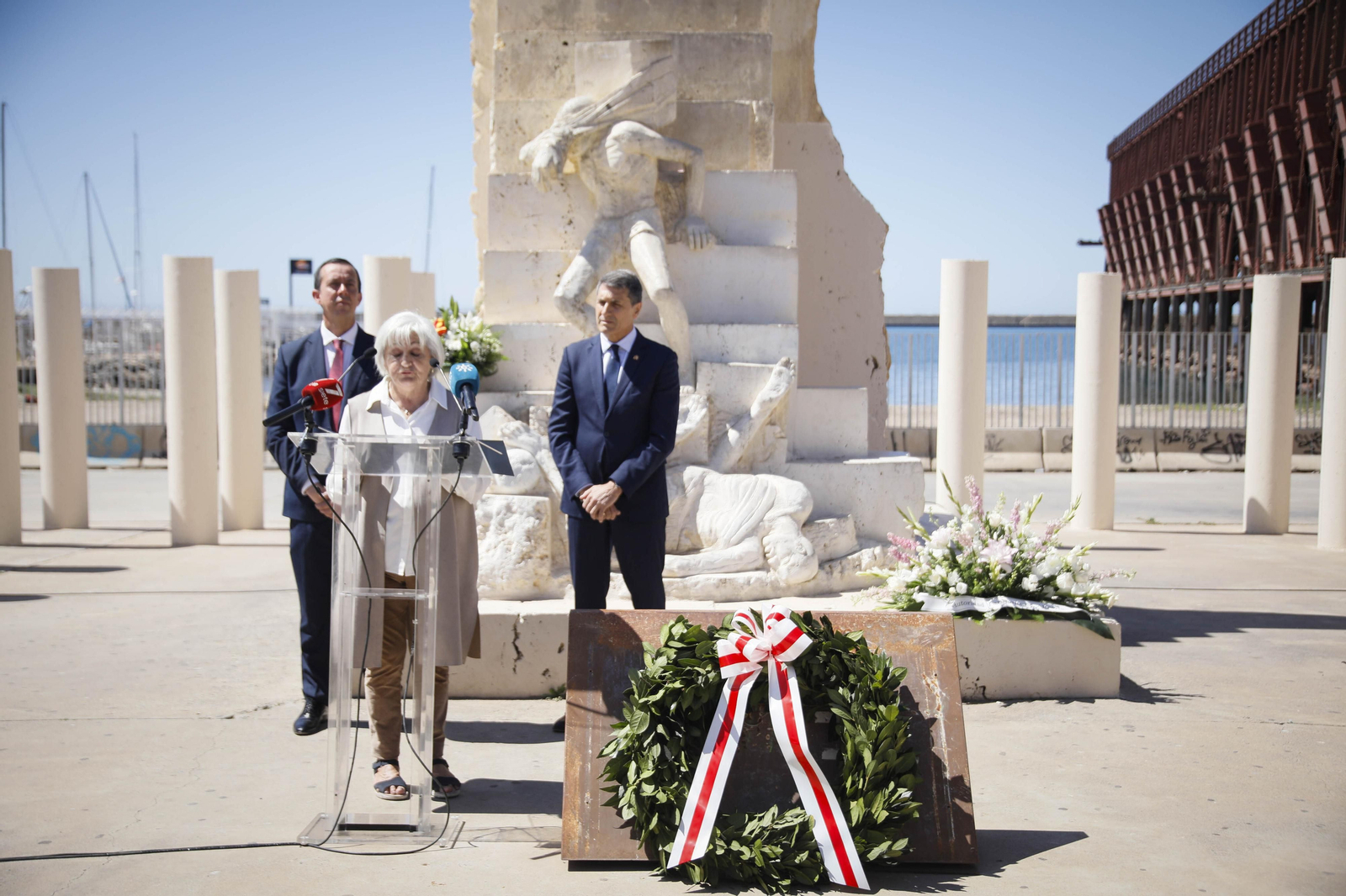 Acto de conmemoración a las víctimas del campo de concentración nazi de Mathausen, en imágenes