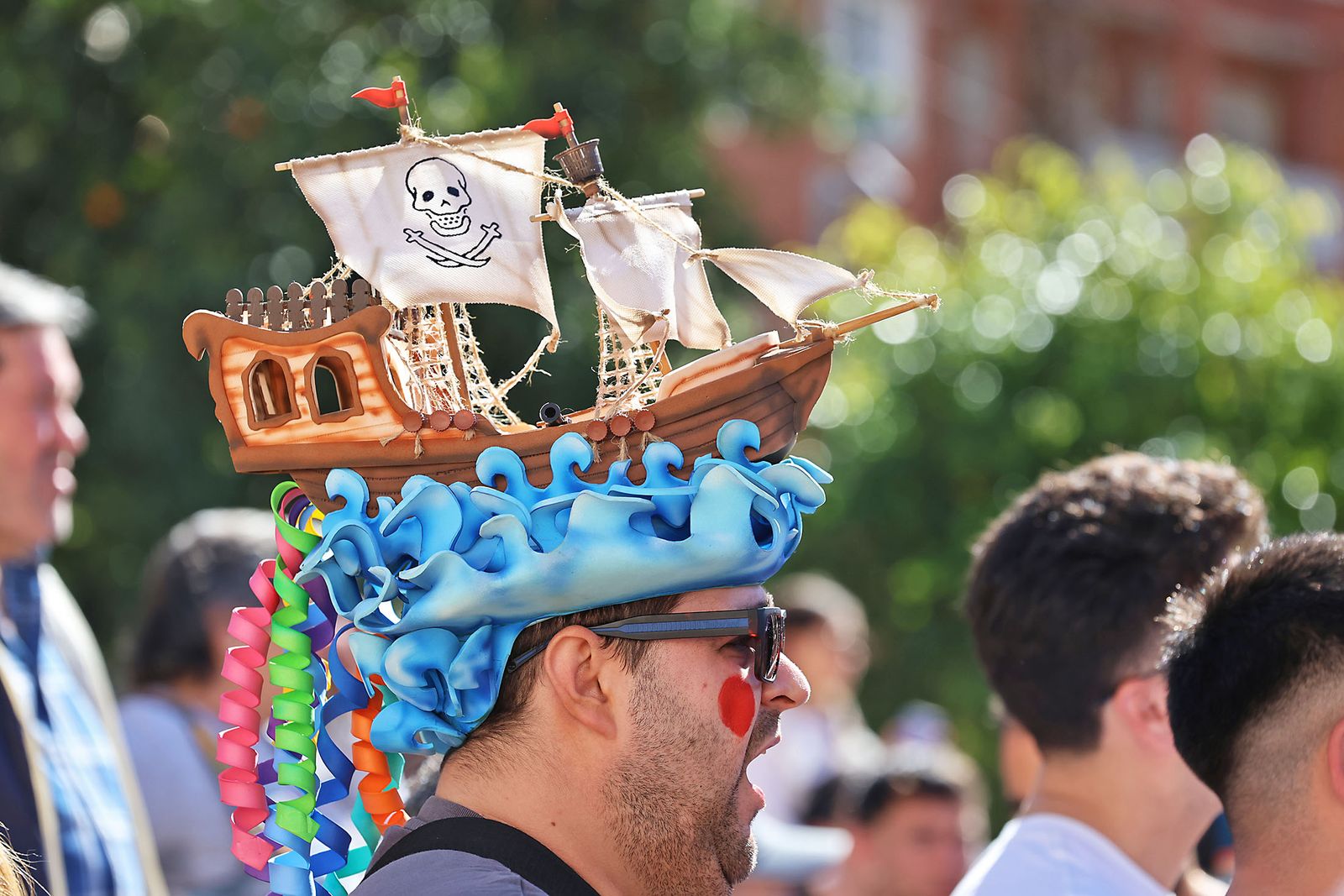 Imágenes del pregón del Caranaval Colombino 2025